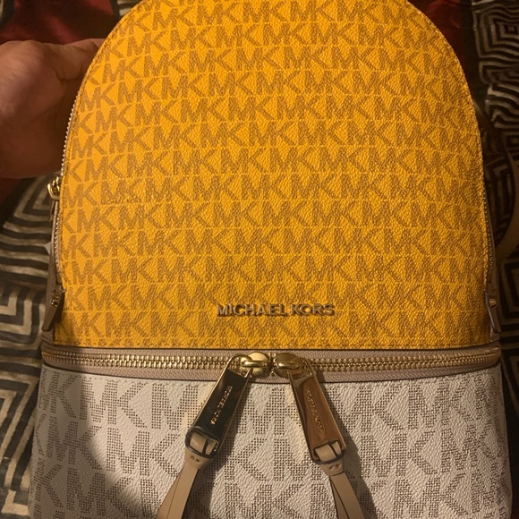 Michael Kors Signature Rhea Backpack - Picture 2 of 10